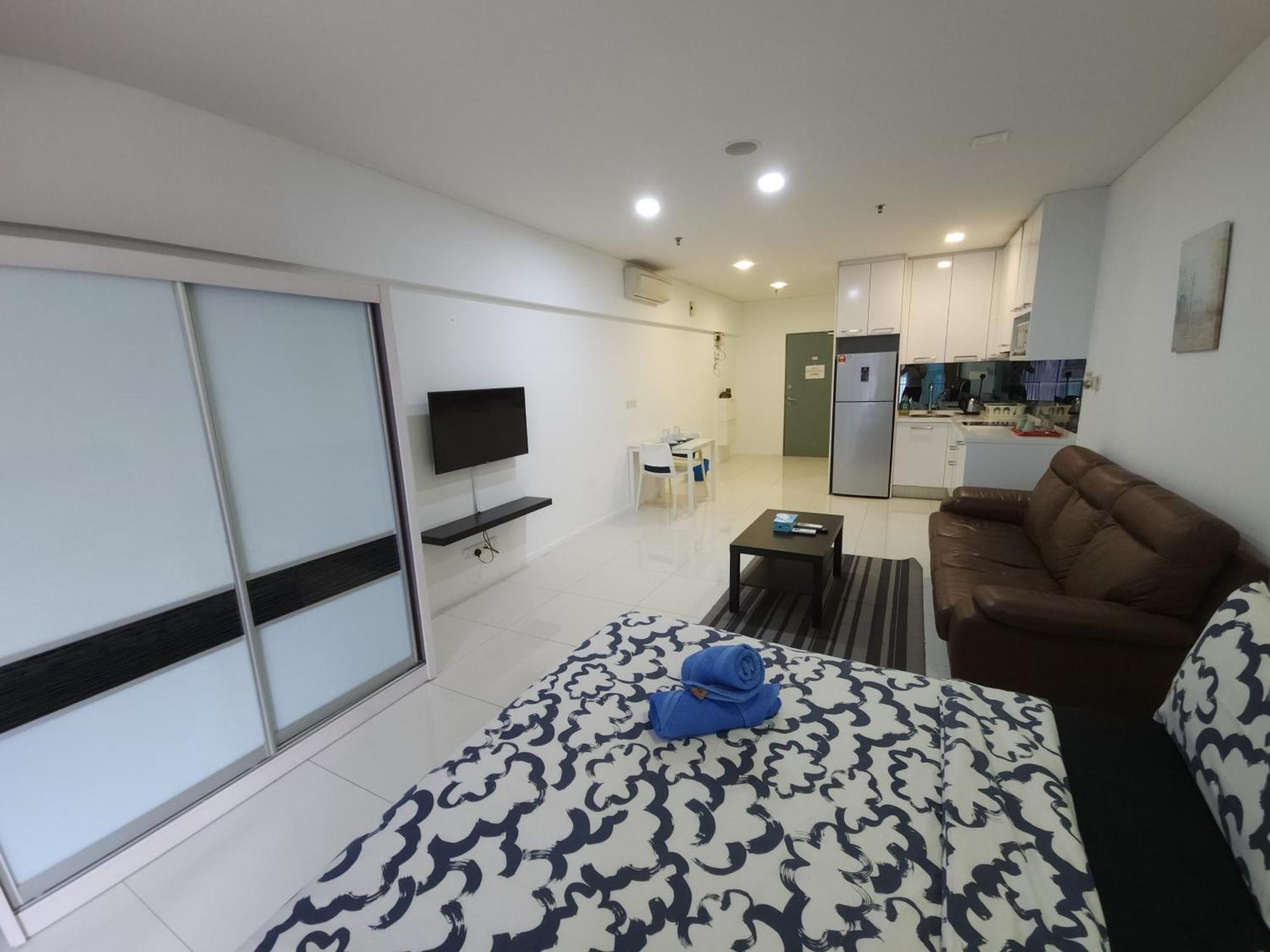 Summer Suites Studios — Photos 2